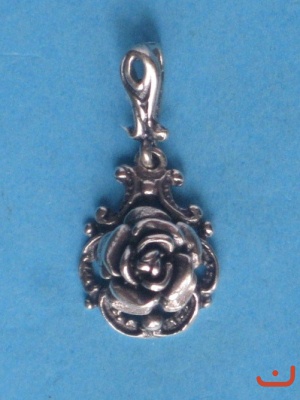 Rosen Anhänger A-8016