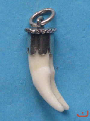 Fuchszahn 4820