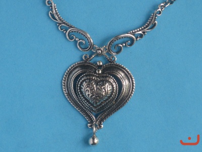 Herz Collier C-7054